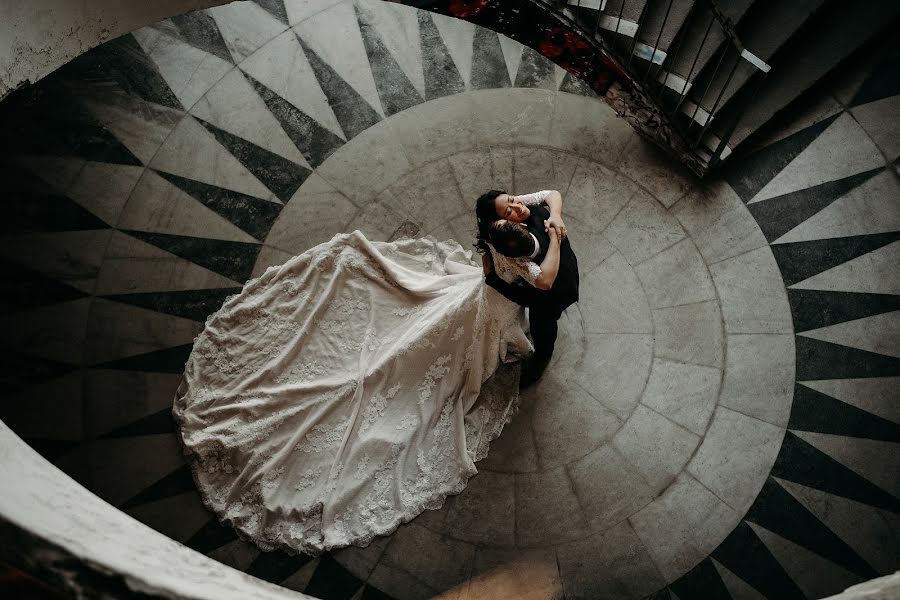 Fotografo di matrimoni Fábio Santos (ponp). Foto del 16 aprile 2019