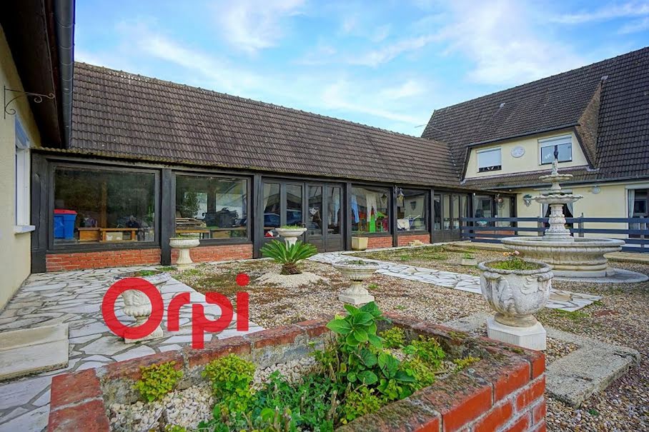 Vente maison 12 pièces 525 m² à Bernay (27300), 265 000 €