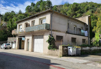 House with terrace 1