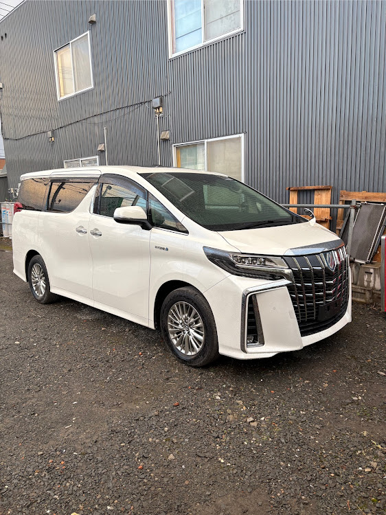アルファードのcartunefriends・報告です・もう少しで納車・ニューカー購入しましたwに関するカスタム事例の投稿画像1枚目