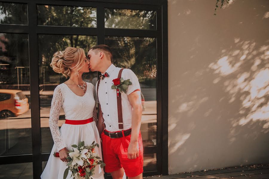 Bryllupsfotograf Elena Kuzmina (lenakuzmina). Bilde av 16 september 2018