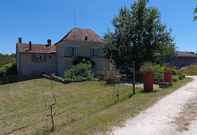 House with pool and garden 3