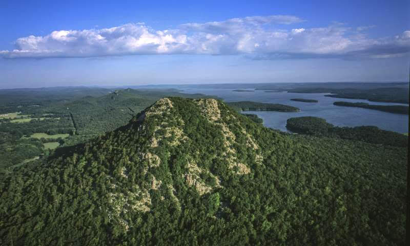 Pinnacle Mountain 