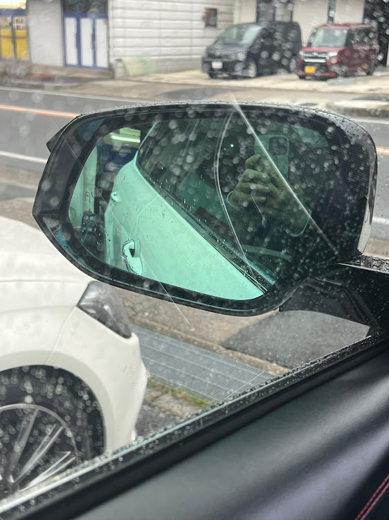 ハリアーの60ハリアー後期ターボ・iPhone13Pro・コーティングメンテ・BSM後付け・愛車の白黒写真展に関するカスタム事例の投稿画像3枚目