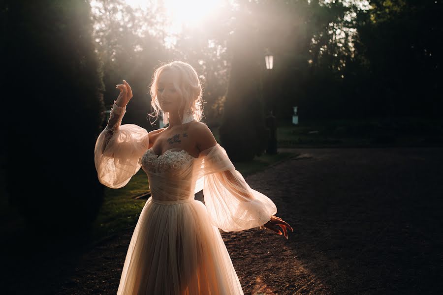 Fotógrafo de bodas Aleksandr Lobach (lobach). Foto del 4 de julio 2019