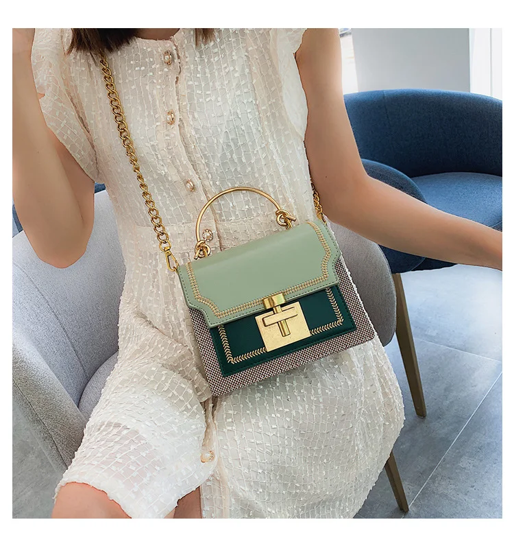 One shoulder messenger chain small square bag