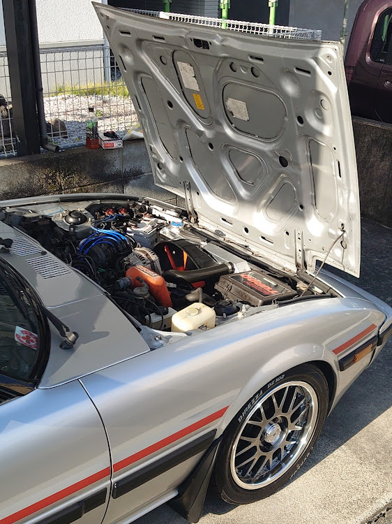 サバンナRX-7のハチマルヒーロー・エンジンルーム清掃・雑誌取材・旧車維持・富士山と愛車に関するカスタム事例の投稿画像5枚目