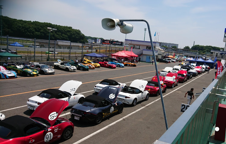 セレナの筑波サーキットに関するカスタム事例の投稿画像5枚目