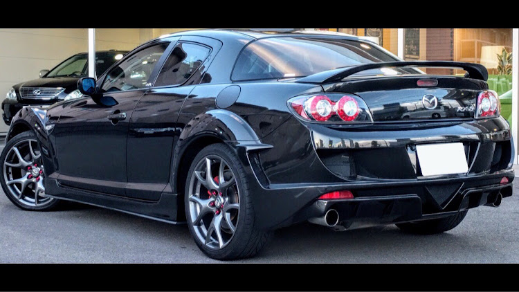 RX-8のレッドメモリー・エアロ取付・Abflugに関するカスタム事例の投稿画像2枚目
