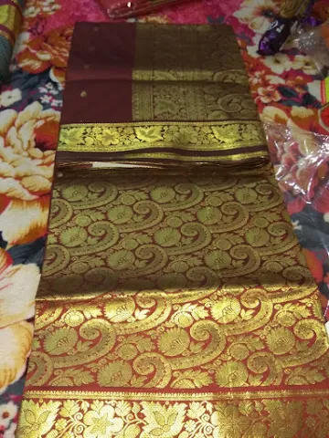 Maa Gayatri Suit Sari Ghar photo 