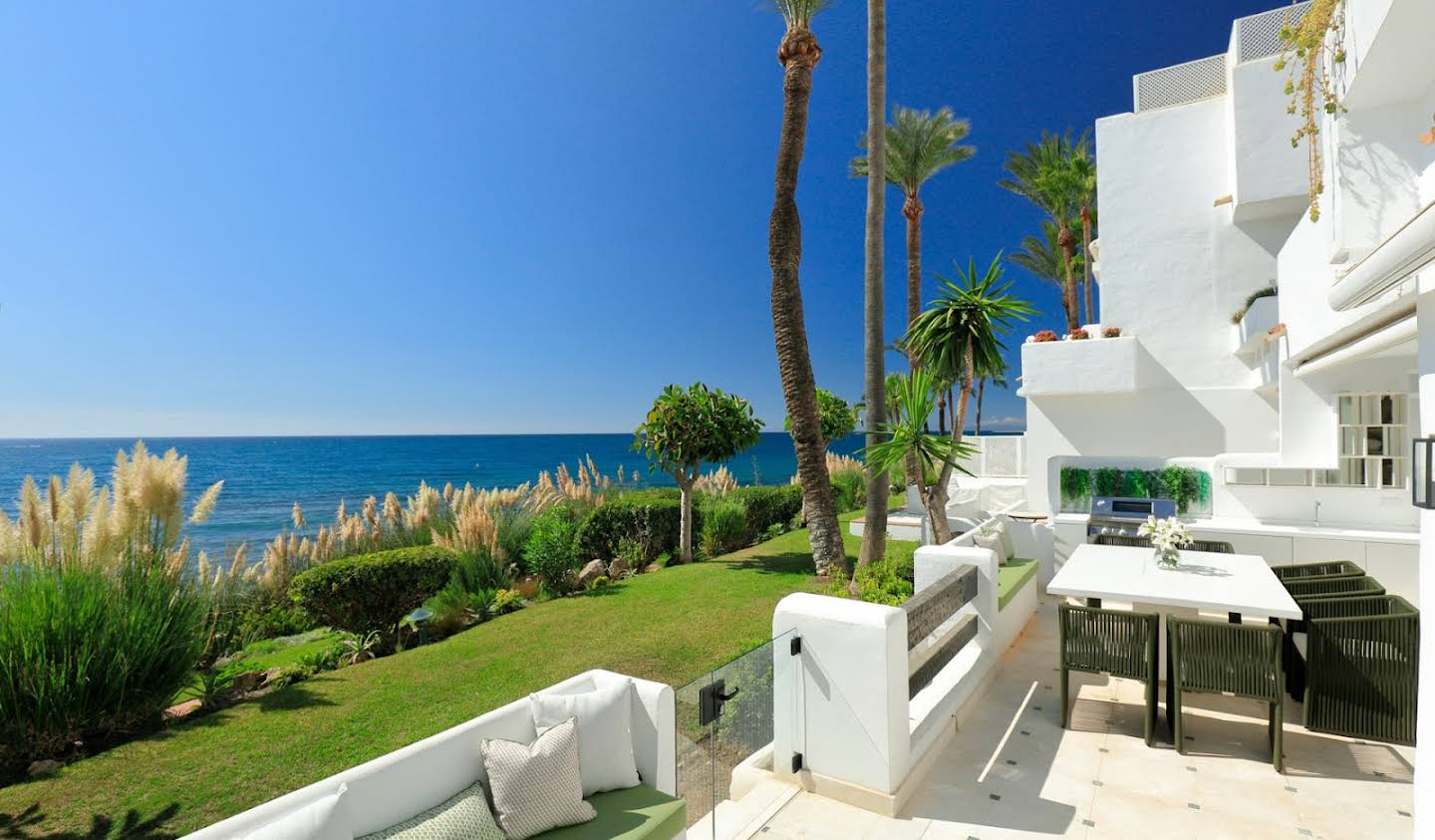 Apartment with terrace Marbella