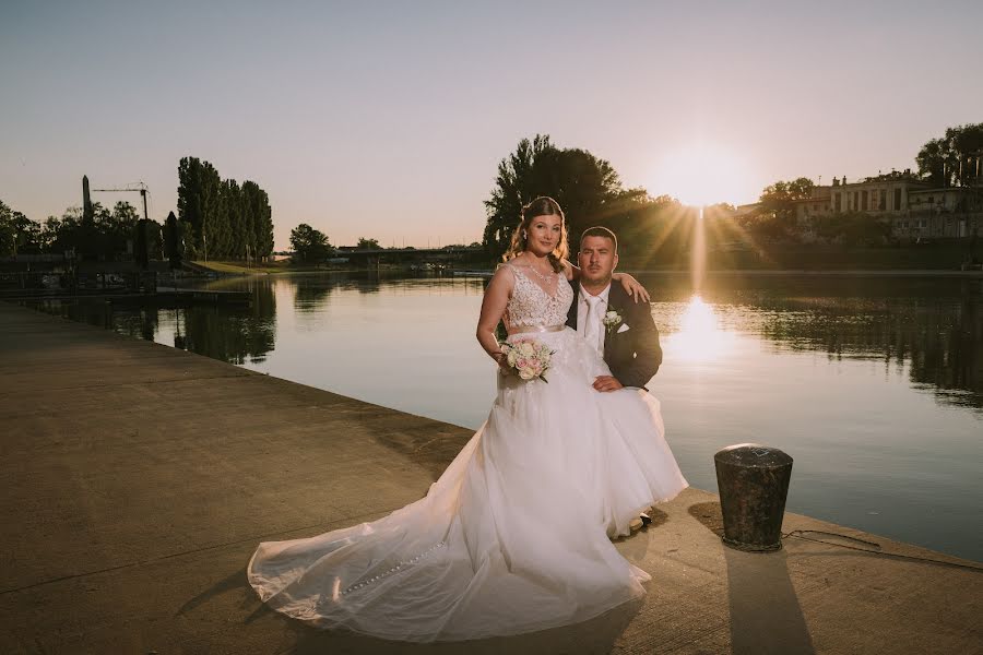 Fotografo di matrimoni Barnabás Fazekas (barnabasfazeka). Foto del 14 giugno 2023