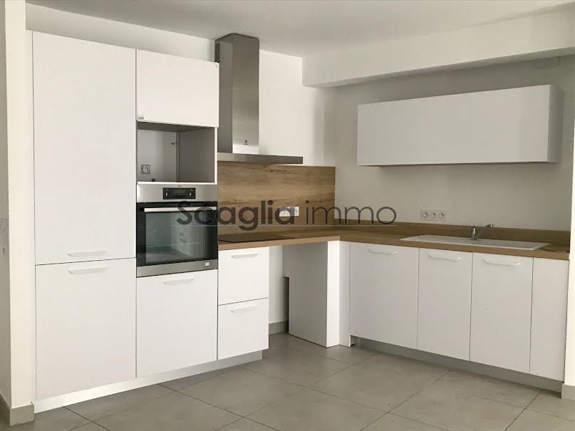 Vente appartement 3 pièces 79 m² à Bonifacio (20169), 380 000 €