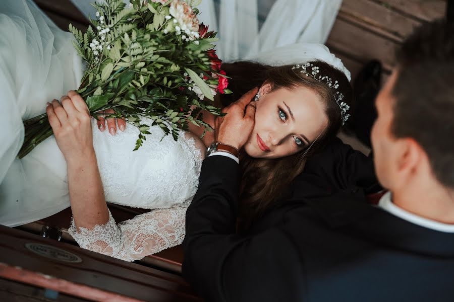 Fotógrafo de casamento Bartosz Chrzanowski (chrzanowski). Foto de 17 de outubro 2019