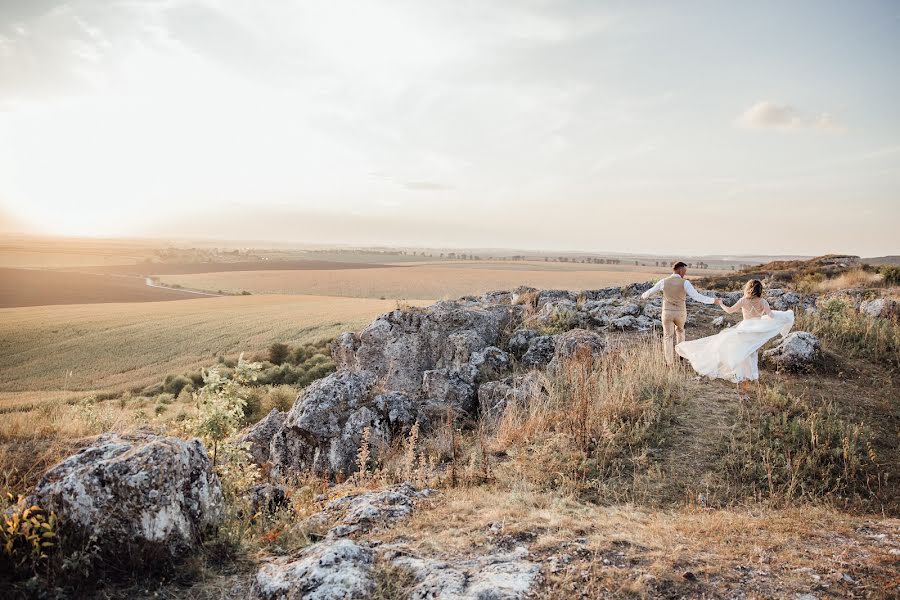 Jurufoto perkahwinan Aleksandr Rostov (alexrostov). Foto pada 12 Jun 2021