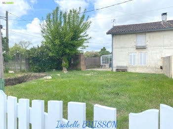 maison à Saint-Christoly-de-Blaye (33)