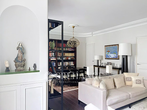 Apartment / penthouse purchase in Paris 7ème (75007)