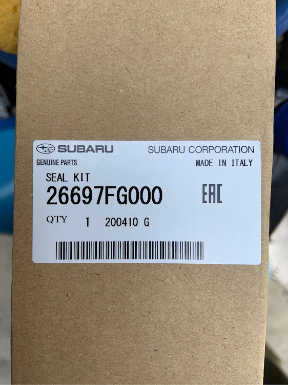 WRX STIのキャリパーオーバーホール・ブレンボ・維持りに関するカスタム事例の投稿画像4枚目