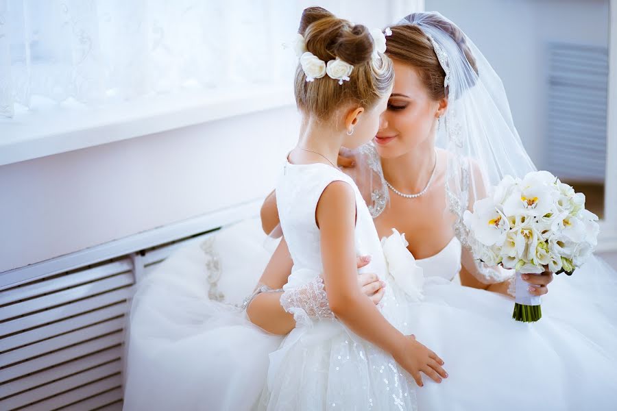 Wedding photographer Sergey Volodin (volodin). Photo of 12 March 2019