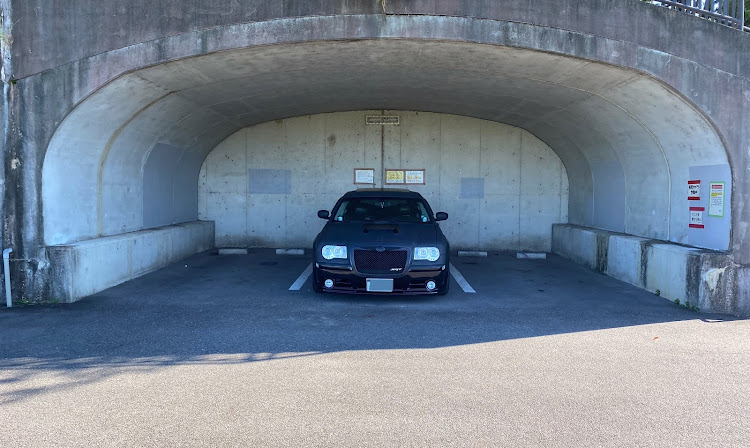 マグナムのアメ車・乗る乗る詐欺・V8エンジン・HEMIエンジン・クルージングに関するカスタム事例の投稿画像6枚目