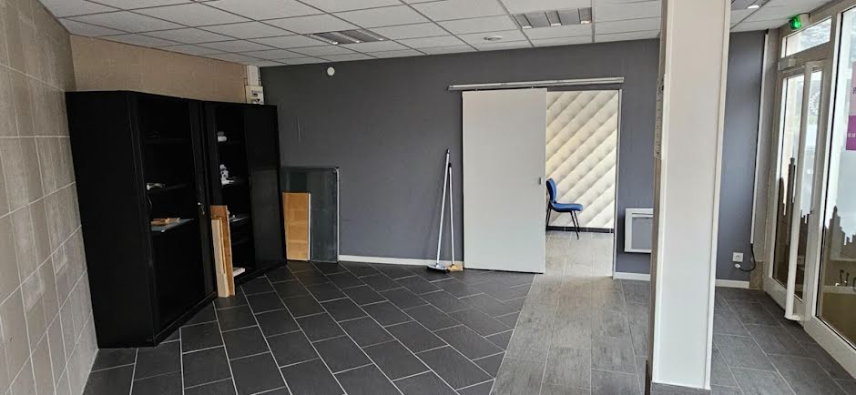 Location  locaux professionnels  40 m² à Dijon (21000), 1 200 €