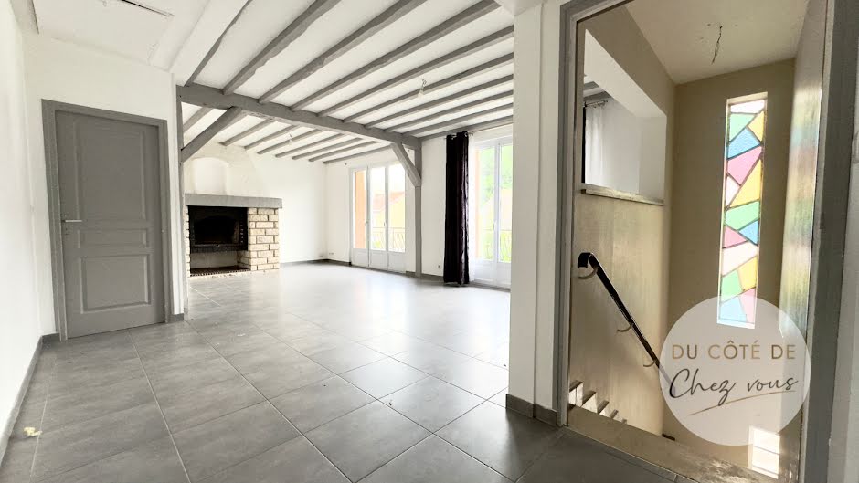 Vente appartement 5 pièces 127.82 m² à Troyes (10000), 189 000 €
