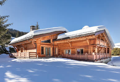 Chalet with panoramic view and terrace 8