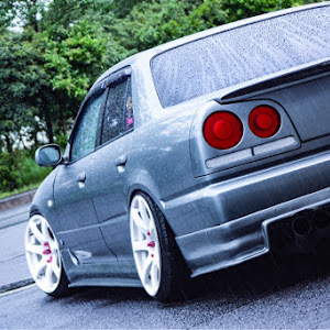 スカイライン R34