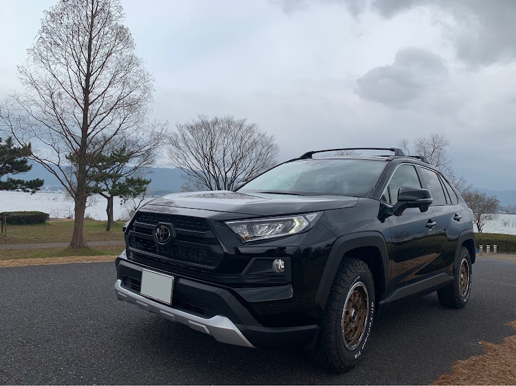 RAV4のＲＡＶ4・BFグッドリッチ　K02・team daytona・RAYSに関するカスタム事例の投稿画像1枚目