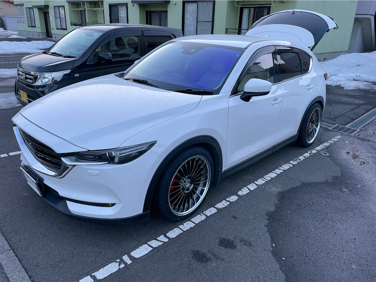 CX-5のcx-5 KF・夏タイヤ・ハミタイぎみ・work・ランベック LF1に関するカスタム事例の投稿画像1枚目