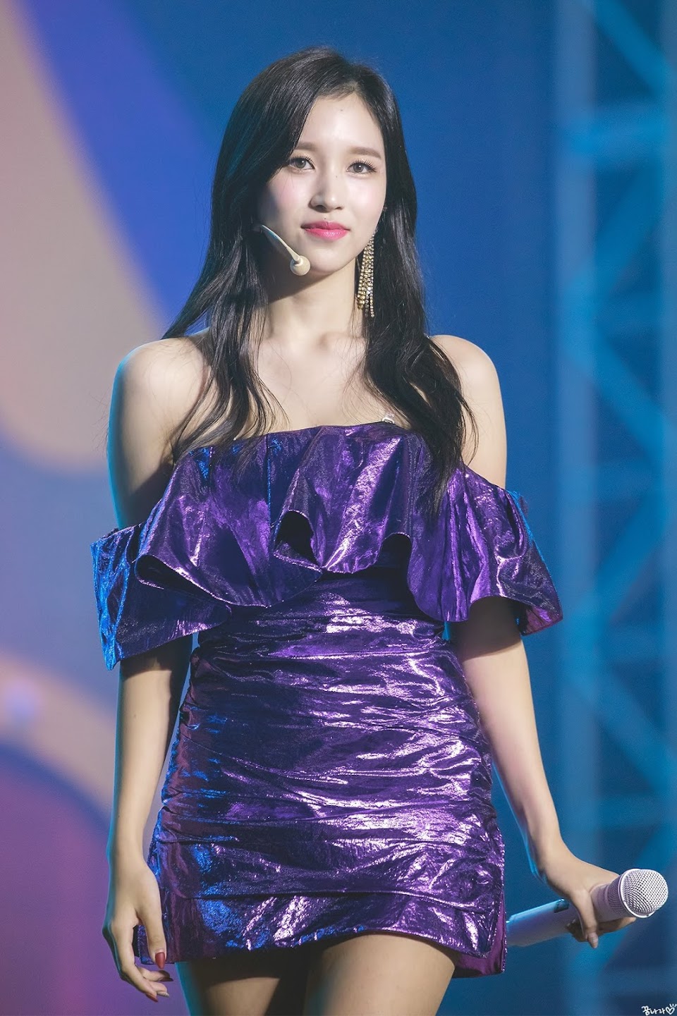 Mina twice sexy