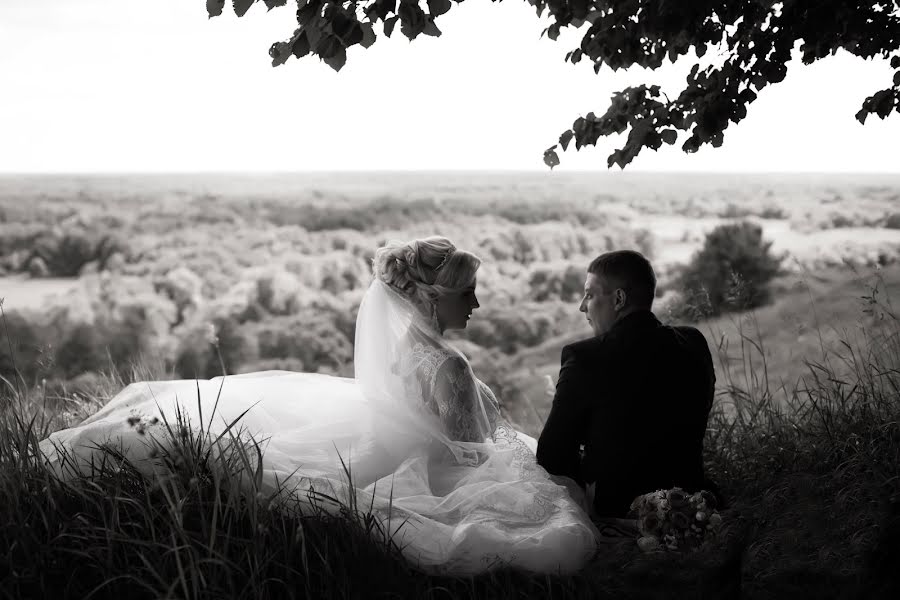 Nhiếp ảnh gia ảnh cưới Anya Volkova (anna19). Ảnh của 30 tháng 8 2017