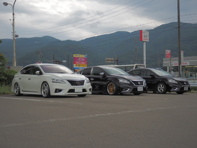 シルフィのシルフィコラボ・シルフィミーティング・次は群馬でミーティング・せめて5台以上は集めたい・夏の終わりに関するカスタム事例の投稿画像1枚目