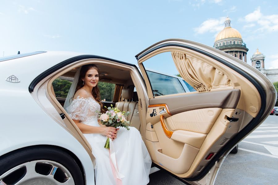 Wedding photographer Anya Agafonova (anya89). Photo of 18 May 2020