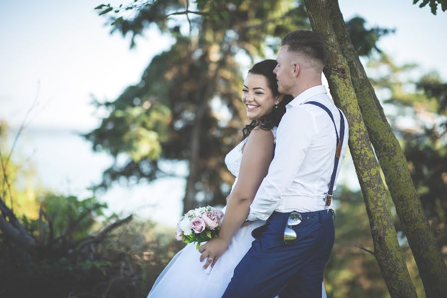 Fotógrafo de casamento Attila Héring (atihering). Foto de 31 de outubro 2020