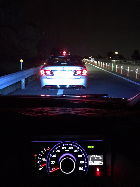 ステップワゴンスパーダの不正改造車・覆面パトカー・おかねない。・スピード違反に関するカスタム事例の投稿画像1枚目