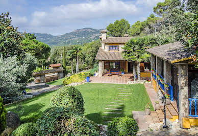 House with garden and terrace 7