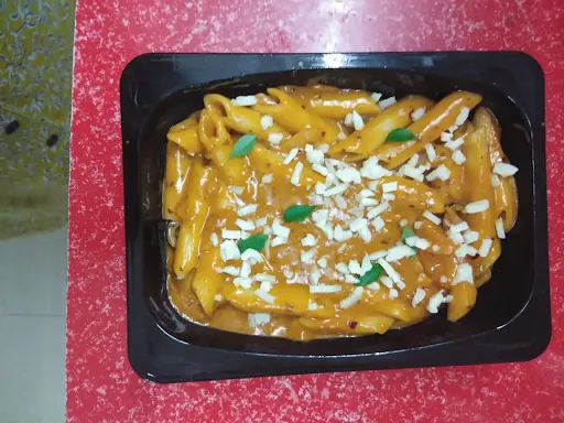 Red Pasta With Cream