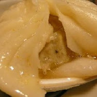 盛園絲瓜小籠湯包
