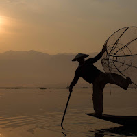 alba sul lago Inle di 