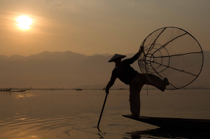 alba sul lago Inle di antonioromei