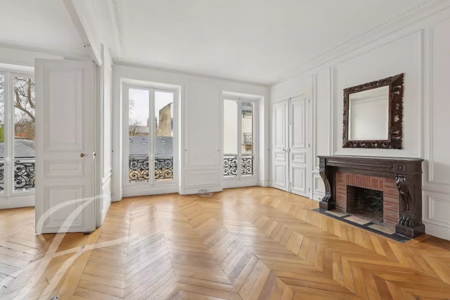 Location  appartement 6 pièces 108 m² à Paris 7ème (75007), 5 500 €