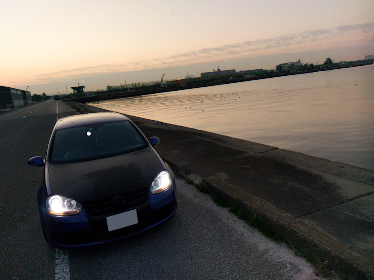 ゴルフ R32のドライブ・早朝ドライブ・平日休みに関するカスタム事例の投稿画像2枚目