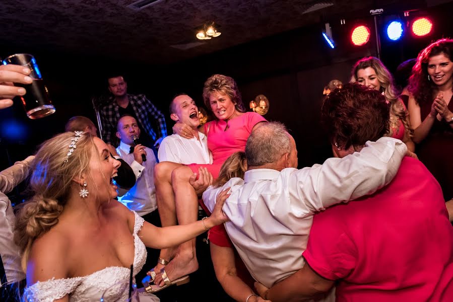 Fotógrafo de casamento Isabelle Hattink (fotobelle). Foto de 24 de outubro 2017