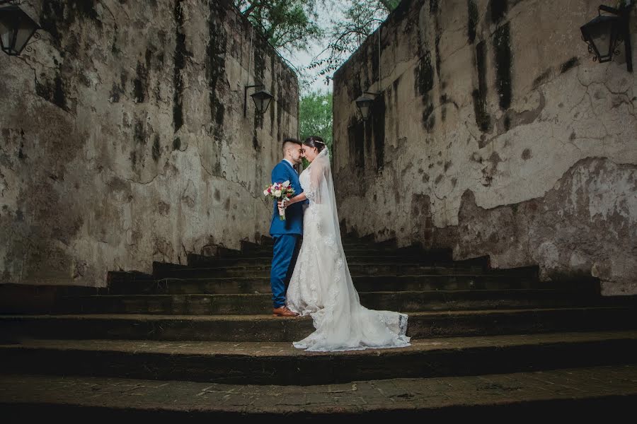 Fotógrafo de bodas Edmundo Zapata (momentumstudio). Foto del 7 de abril 2022