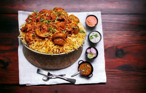 Mushroom Dum Biryani (Serves 1)