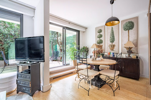 Apartment 5