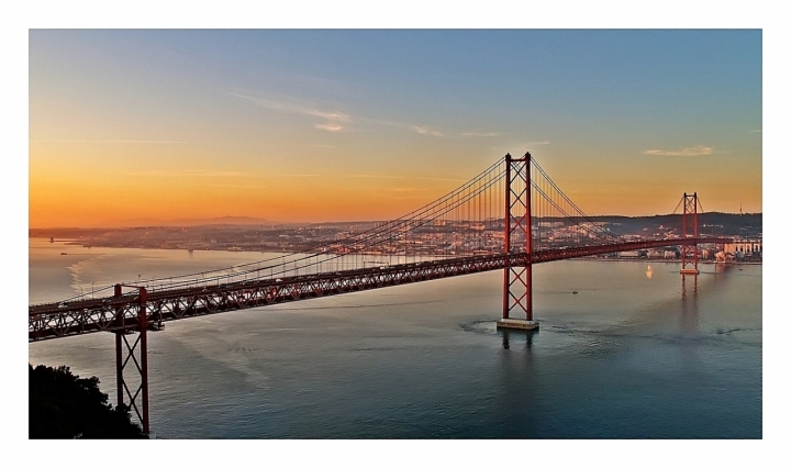 LISBOA  PONTE 25 de ABRIL di Paolo Scabbia