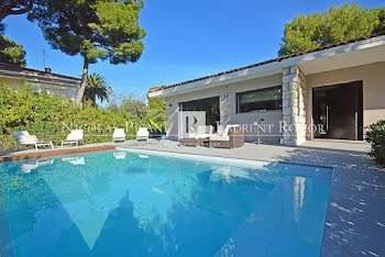 villa à Roquebrune-Cap-Martin (06)