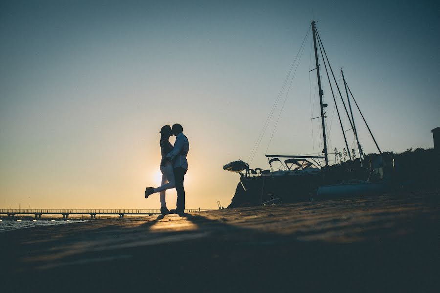 Fotografo di matrimoni Alberto Parejo (parejophotos). Foto del 8 agosto 2015